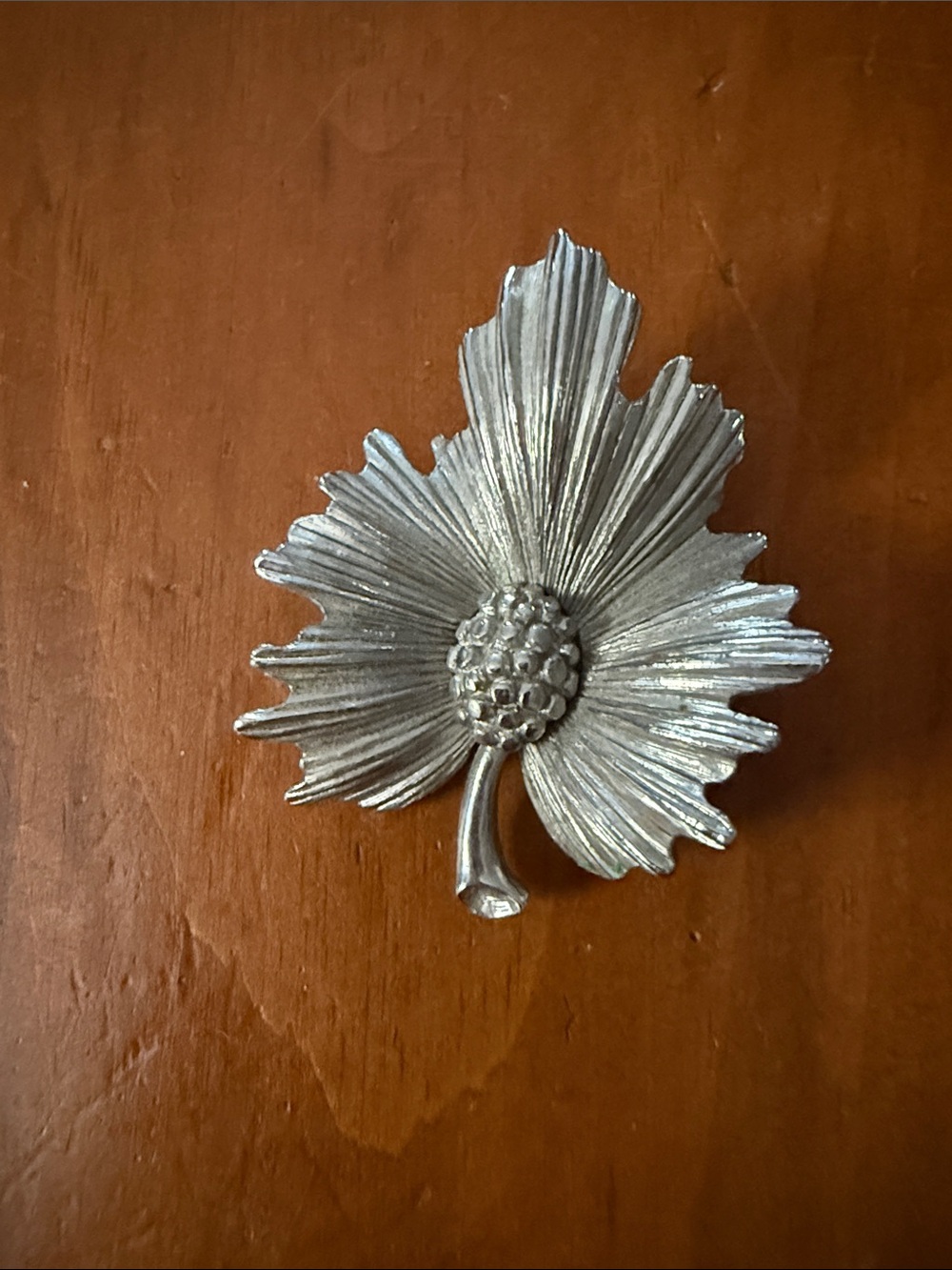Vintage Decorative Metal Flower Pin